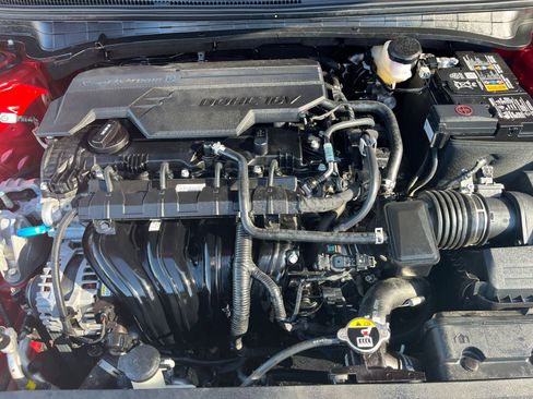 Used 2025 Kia K4 LXS image 33