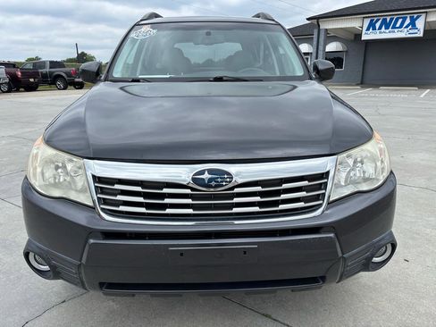 Used 2010 Subaru Forester 2.5X Limited AWD/4WD image 9