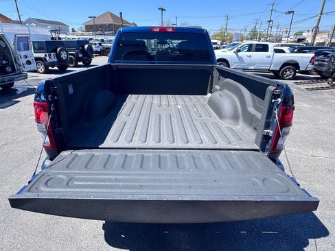 Used 2024 RAM 2500 Big Horn w/ Night Edition AWD/4WD image 7