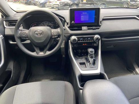 Used 2024 Toyota RAV4 LE FWD image 10