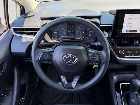 Used 2024 Toyota Corolla LE FWD image 17