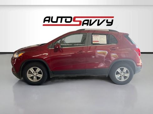 Used 2019 Chevrolet Trax LT FWD image 4