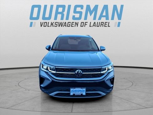 Used 2022 Volkswagen Taos SEL image 6