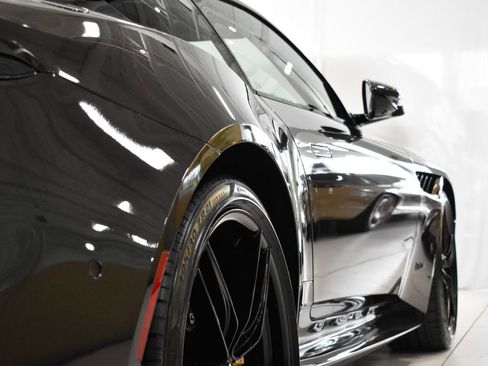 Used 2022 Aston Martin DBS Superleggera RWD image 15