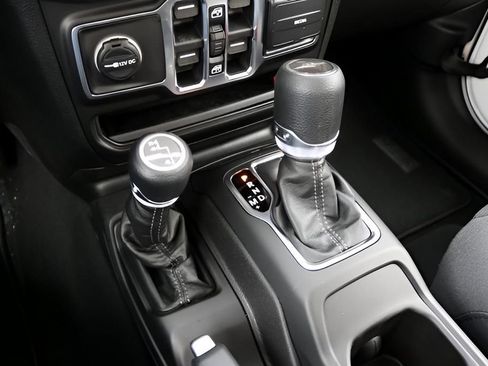 New 2026 Jeep Gladiator Sport AWD/4WD image 21