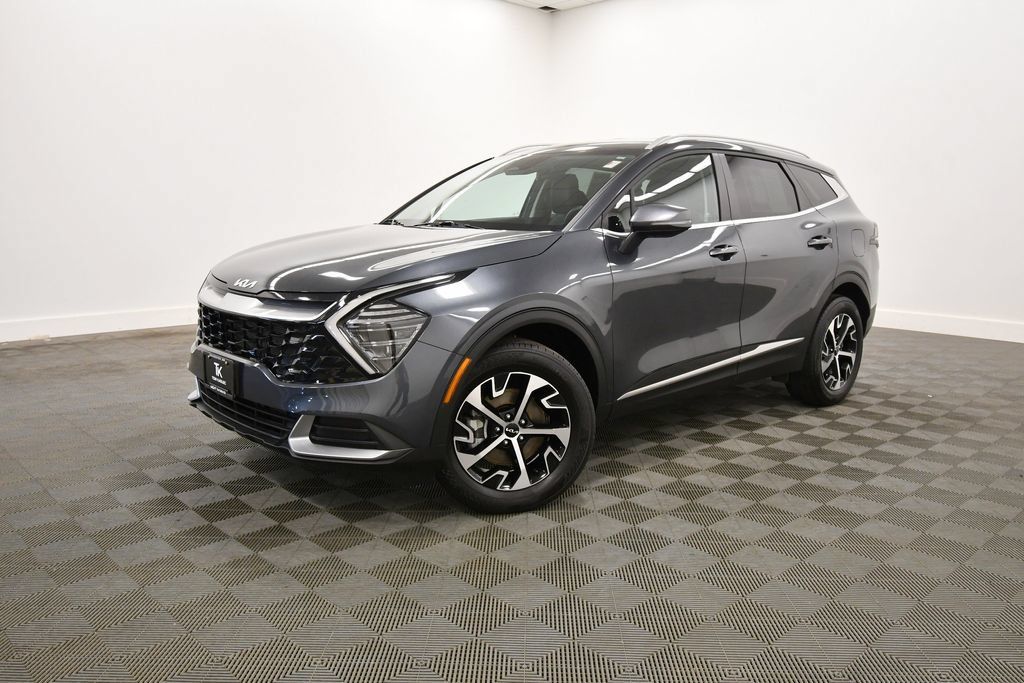 Certified 2025 Kia Sportage EX AWD/4WD image 2