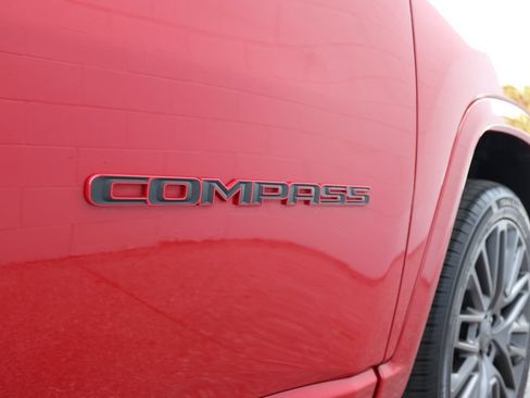 Used 2022 Jeep Compass Limited AWD/4WD image 28