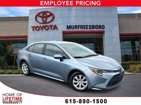 Used 2023 Toyota Corolla LE image 1