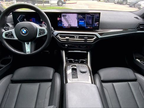 Used 2024 BMW 330i xDrive Sedan w/ M Sport Package AWD/4WD image 15