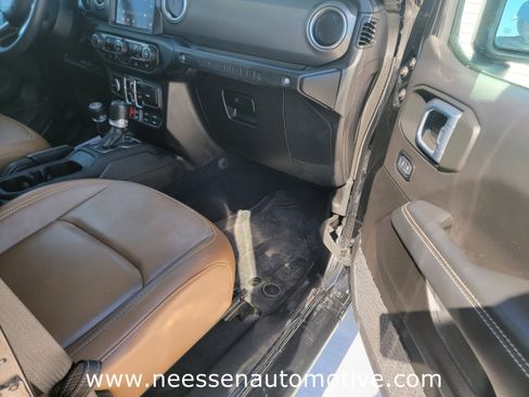 Used 2023 Jeep Wrangler Unlimited Rubicon w/ Xtreme 35 Tire Package image 9