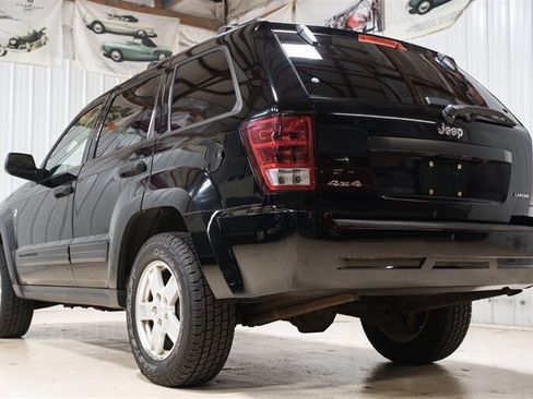 Used 2005 Jeep Grand Cherokee Laredo AWD/4WD image 5