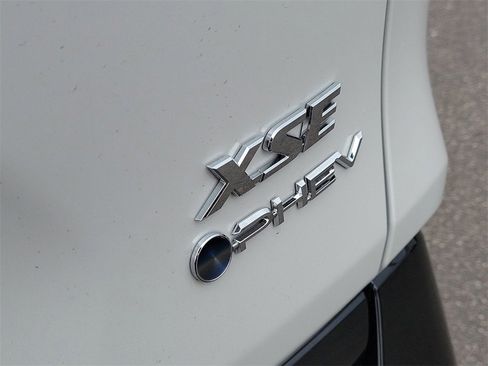 Used 2025 Toyota RAV4 XSE w/ Premium Package image 6