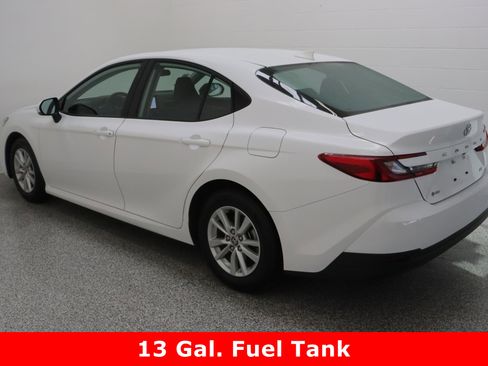 Certified 2025 Toyota Camry LE image 9