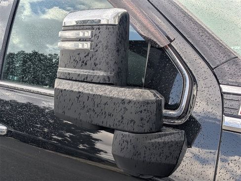 Used 2021 GMC Sierra 2500 Denali w/ Denali Ultimate Package image 10