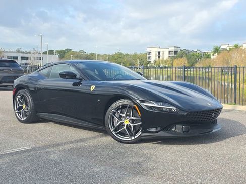Used 2021 Ferrari Roma image 31