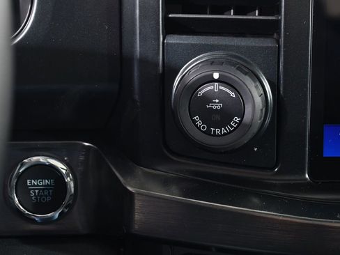 New 2026 Ford F350 Lariat w/ Black Appearance Package image 32