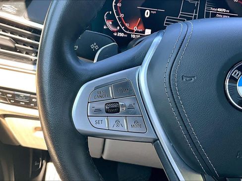 Used 2022 BMW X7 xDrive40i w/ Premium Package AWD/4WD image 26