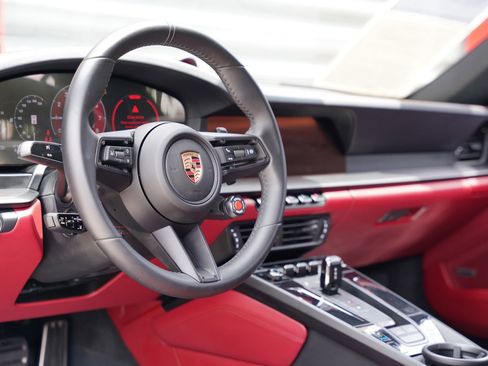 Used 2026 Porsche 911 Carrera GTS RWD image 16