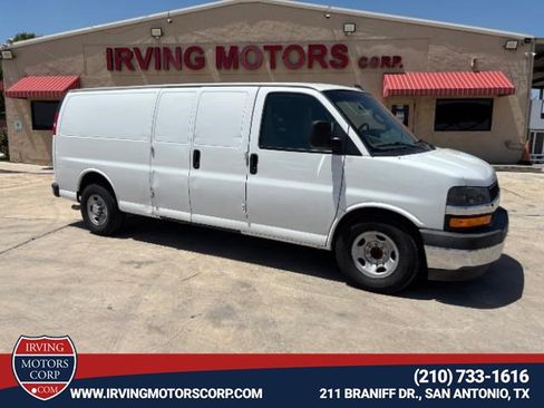 Used 2019 Chevrolet Express 3500 Extended w/ Driver Convenience Package RWD image 1