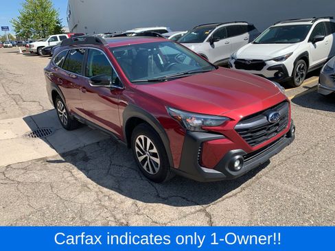 Used 2025 Subaru Outback Premium w/ Popular Package #1A AWD/4WD image 3