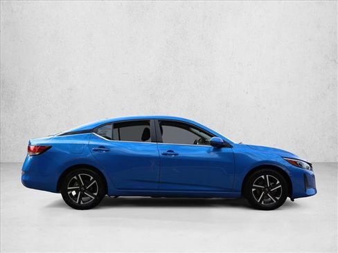 Used 2024 Nissan Sentra SV FWD image 4