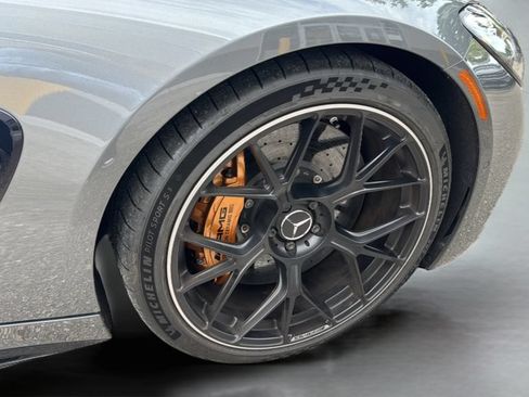 Used 2024 Mercedes-Benz AMG GT 63 image 40