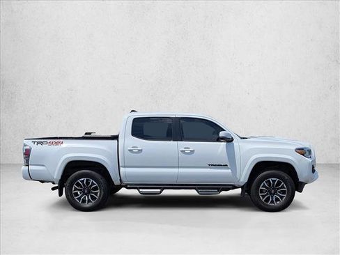 Used 2023 Toyota Tacoma TRD Sport w/ Technology Package AWD/4WD image 4
