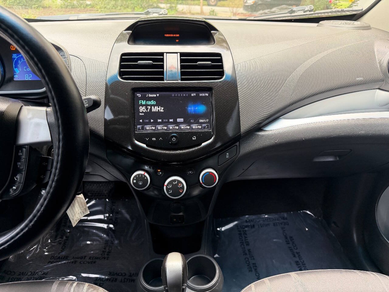 Used 2014 Chevrolet Spark LT FWD image 20