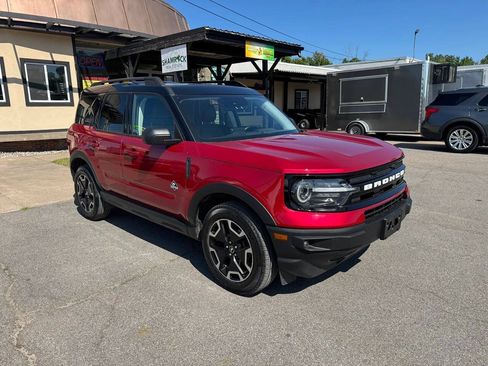 Used 2021 Ford Bronco Sport Outer Banks w/ Outer Banks Package (96D) AWD/4WD image 6