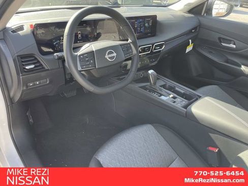 New 2026 Nissan Sentra SV w/ SV Convenience Package FWD image 9