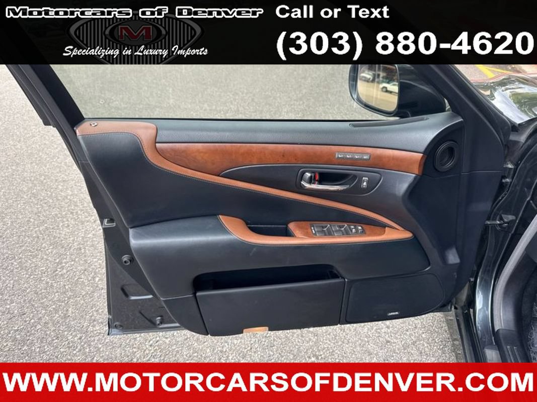 Used 2011 Lexus LS 460 AWD w/ Comfort Pkg image 21