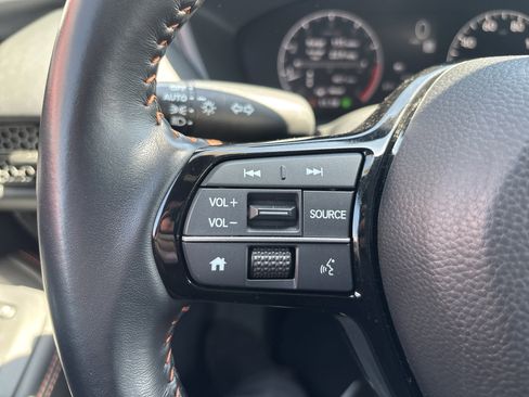 Used 2025 Honda HR-V Sport image 19