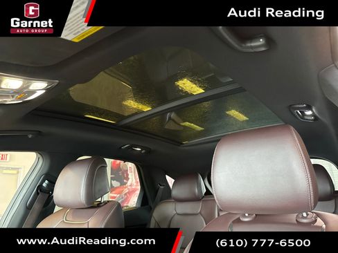 Used 2022 Genesis GV70 2.5T w/ Advanced Package image 23