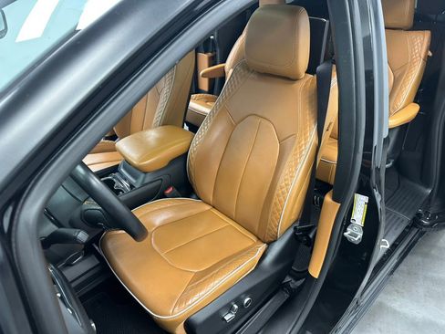 Used 2022 Chrysler Pacifica Pinnacle image 35