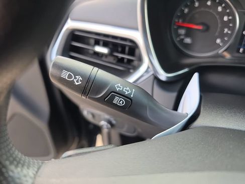 Used 2023 Chevrolet Equinox LT AWD/4WD image 22