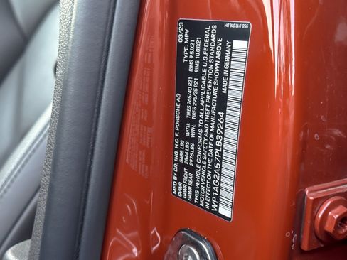 Used 2023 Porsche Macan S image 29