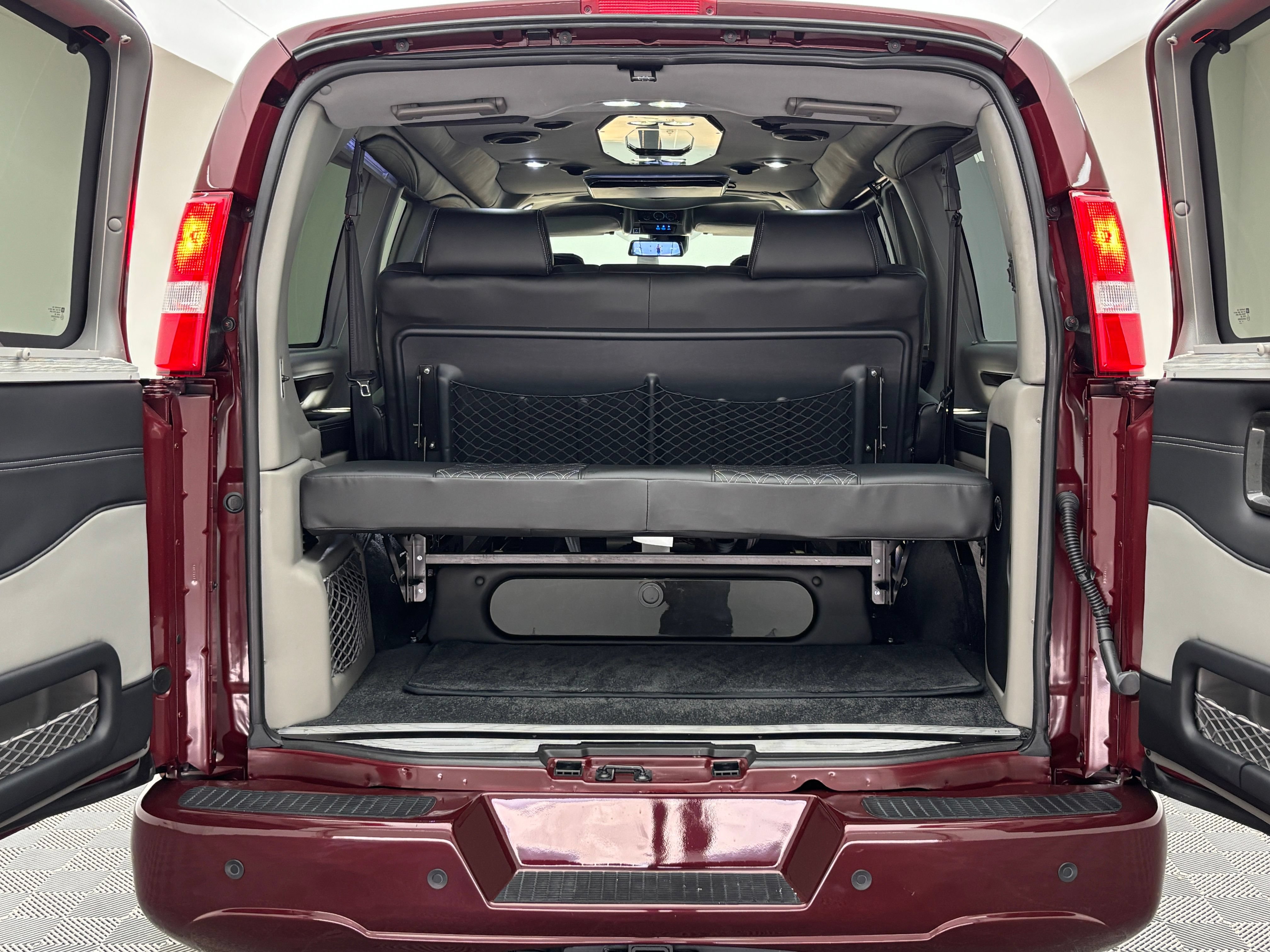 New 2026 GMC Savana 2500 w/ Driver Convenience Package RWD image 10
