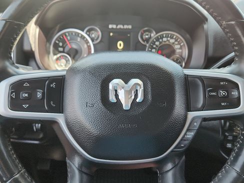 Used 2024 RAM 2500 Big Horn AWD/4WD image 19
