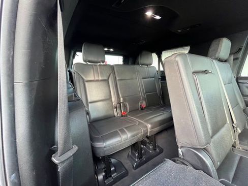 Used 2021 Chevrolet Suburban RST w/ Rear Media and Nav Package image 33