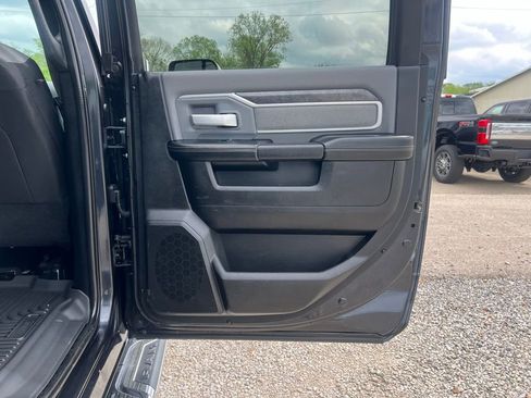 Used 2021 RAM 2500 Big Horn AWD/4WD image 18