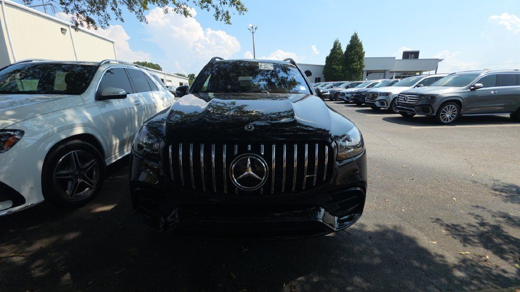 Used 2021 Mercedes-Benz GLS 63 AMG 4MATIC image 2