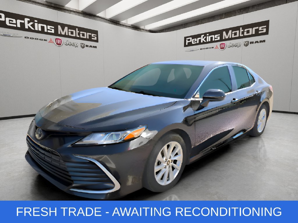 Used 2022 Toyota Camry LE FWD 360° Tour