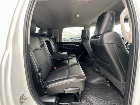 Used 2023 RAM 3500 Laramie AWD/4WD image 30
