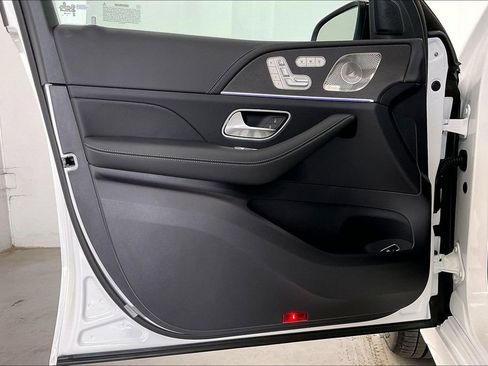 New 2026 Mercedes-Benz GLE 53 AMG 4MATIC Coupe image 10