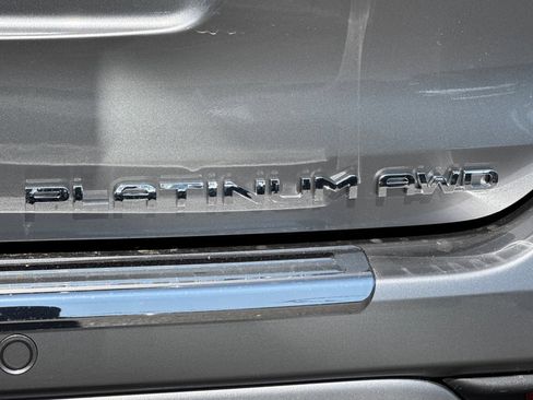 New 2026 Toyota Highlander Platinum AWD/4WD image 34