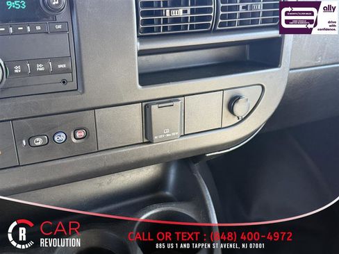 Used 2019 Chevrolet Express 3500 LS image 17