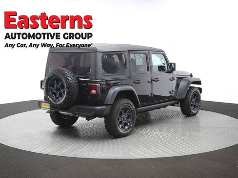 Used 2023 Jeep Wrangler Unlimited w/ Cold Weather Group AWD/4WD image 43