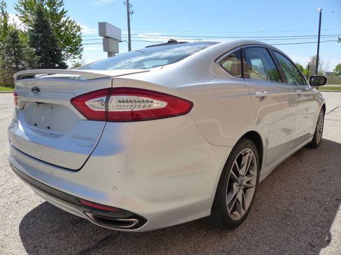 Used 2016 Ford Fusion Titanium FWD image 10