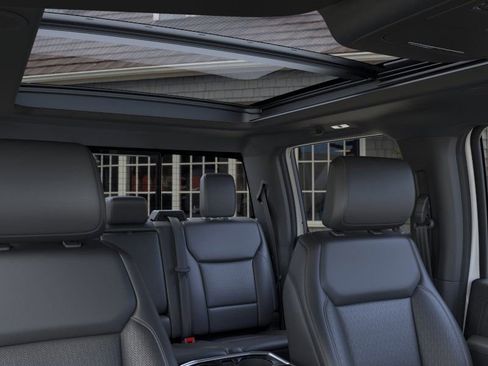 New 2025 Ford F150 Lariat w/ Equipment Group 502A High image 22