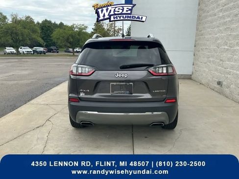 Used 2019 Jeep Cherokee Limited AWD/4WD image 7